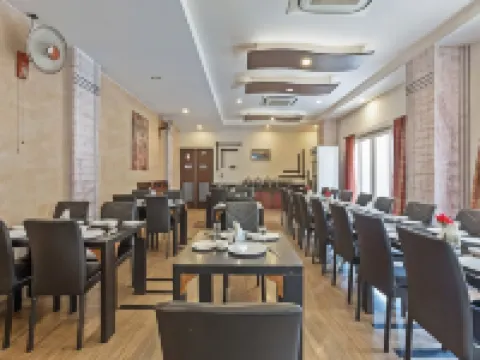 Hotel Royal Palm - A Budget Hotel in Udaipur