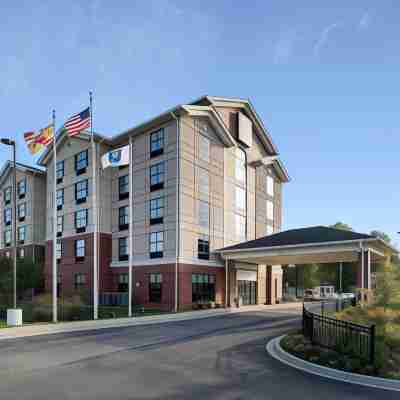 Comfort Inn & Suites Lexington Park Hotel Exterior