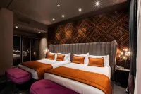 U-Visionary Roma Hotel