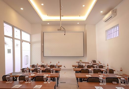 다팜 익스프레스 작사 자카르타 로비