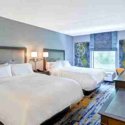 Hampton Inn by Hilton Atlanta Kennesaw Rooms