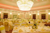 Carolina Beach Resort & Spa Hotels in Puttalam