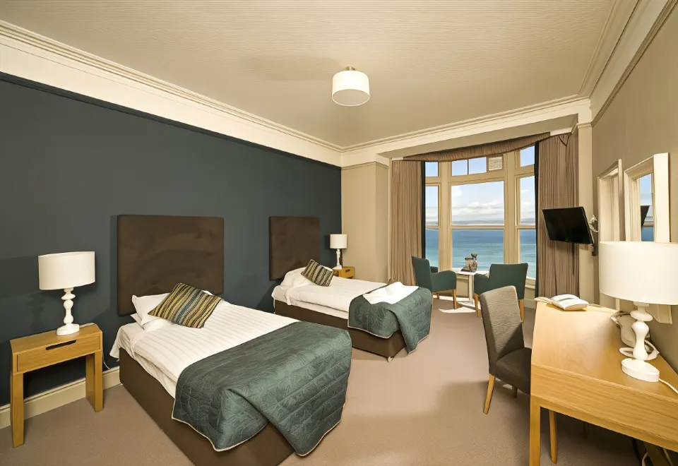 Loscombe House Bed & Breakfast - Housity