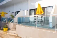 Ponz Hotel