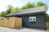 Woodpecker Lodge