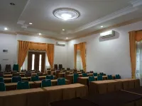 Hotel Syariah Al Fath Jambi Hotels in Legok