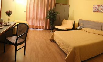 Hotel Ristorante Venusia - Housity