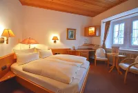 Schloß-Hotel Petry