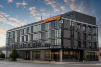 Waymore's Guest House and Casual Club