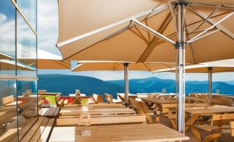 Schi- Und Wanderhotel Berghof