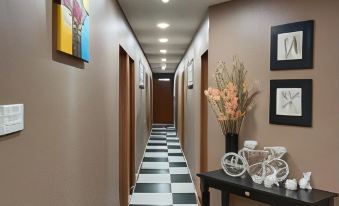 Georgetown @ New Wave Hotel - Housity