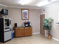 Sunrise Inn Lake Charles Hotels in Iowa