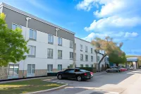 Comfort Suites Medical Center Near Six Flags - spa