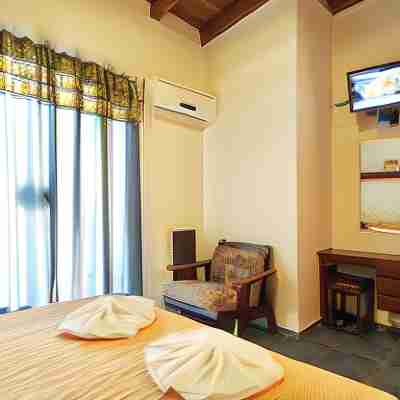 Hotel Aranjuez Rooms