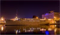 Botel Marina