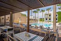 Sea View Hotel & Apartments