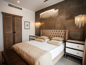 Shirvanshah Hotel