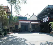 OYO 1130 Bandoeng Guest House Syariah Hotels in Penanggungan