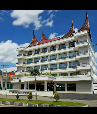 Hotel Sakura Syariah Hotel dekat Surau Nurussalam