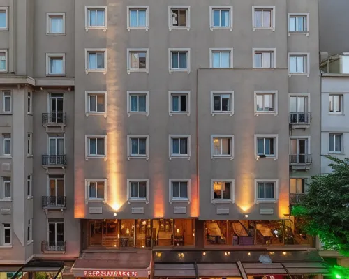 Four Sides Taksim Lion Hotel&Spa Hotels near Talimhane