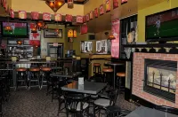 Days Inn by Wyndham Victoria Airport Sidney - bar