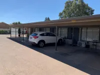 Vineland Motel Mildura - parkir