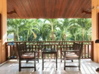 Asia Divers Resort Hotels in Koh Tao