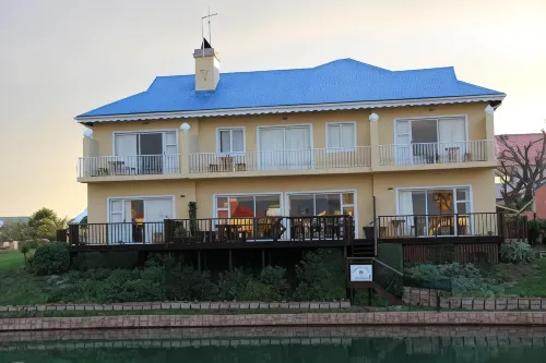 Marina Martinique B&B - Bãi đậu xe