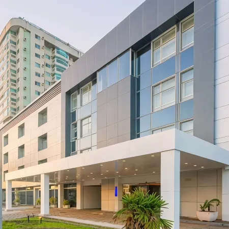 Dom Barra Hotel Отели рядом с достопримечательностью «Фьючер Арена»