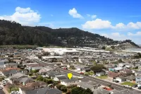Walk to Beach - Remodeled Coastal 3 Beds Home Safe Town Highway 1 Near SF / SFO - Homestays