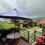 Bata Merah Hotel dekat Offroad jeep coban talun batu malang