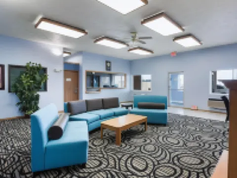 Quality Inn & Suites Hotels in Mccook