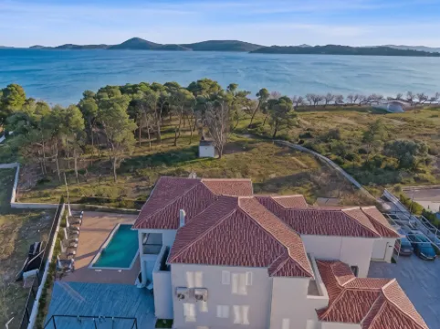 Villa Carolus in Vodice
