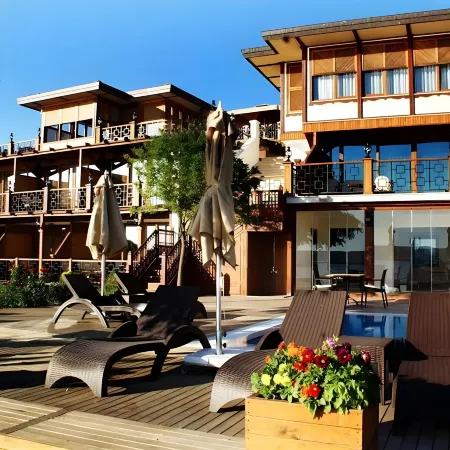 Phellos Suites Boutique Hotel