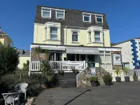 Three Palms Hotels in der Nähe von Galmpton Creek