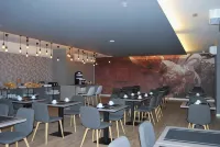 Estudiotel Alicante - พร้อมอาหารเช้า