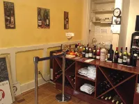 Inn Port d'Vino Hotels in Dayton