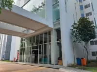 Smart Dream Aeropolis Ar2 Hotel dekat Bagan karang serang