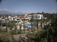 Grotta Resort Hotel di 