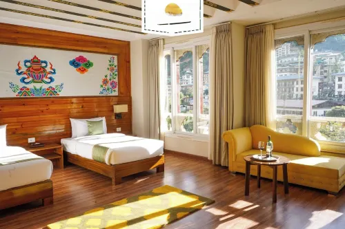 Tashi Yid Wong Grand Hotel a Yusipang