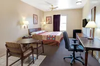 Super 8 by Wyndham St. Louis Airport Hotels in Woodson Terrace