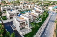 Calma - Holiday Villas