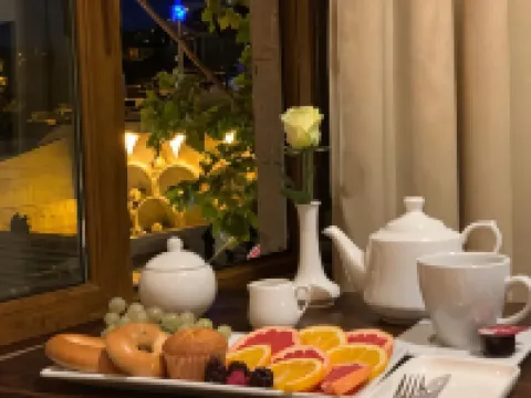 カスケード ヘリテージ イン マテナダラン周辺のホテル