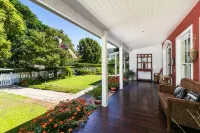 African Breeze Guesthouse Hoteles en Brenton-on-Sea