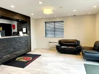 Super 8 by Wyndham Cedar Rapids