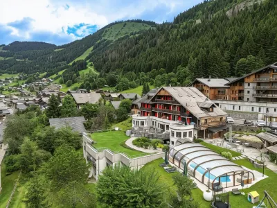 Fleur de Neige Châtel Hotels near Linga Ski Shop