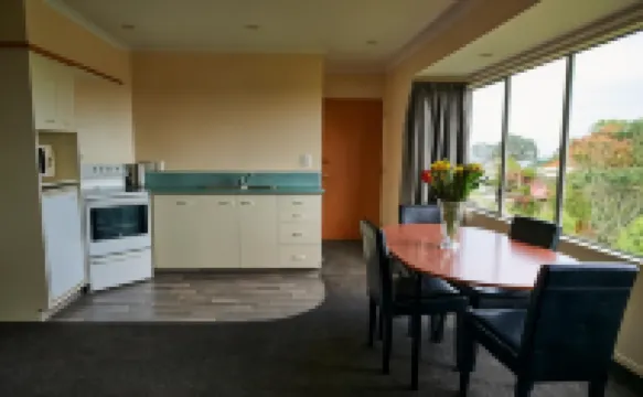 Aachen Place Motel