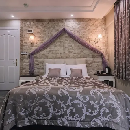 Melrose House Hotel