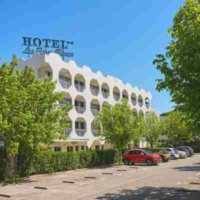 Hôtel Les Rives Bleues Hotel Exterior
