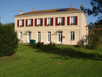 Chambres d'hôtes les Denias Hotels near Autour de la Citadelle